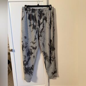 Time and Tru Women’s Gray Tie-Dye Joggers
